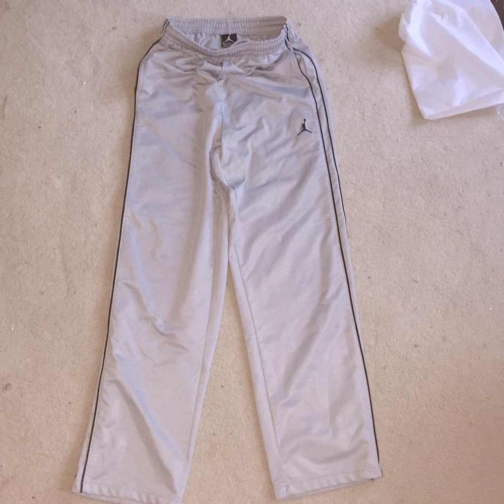 Grey Jordan sweatpants. Kids xl 13-15.